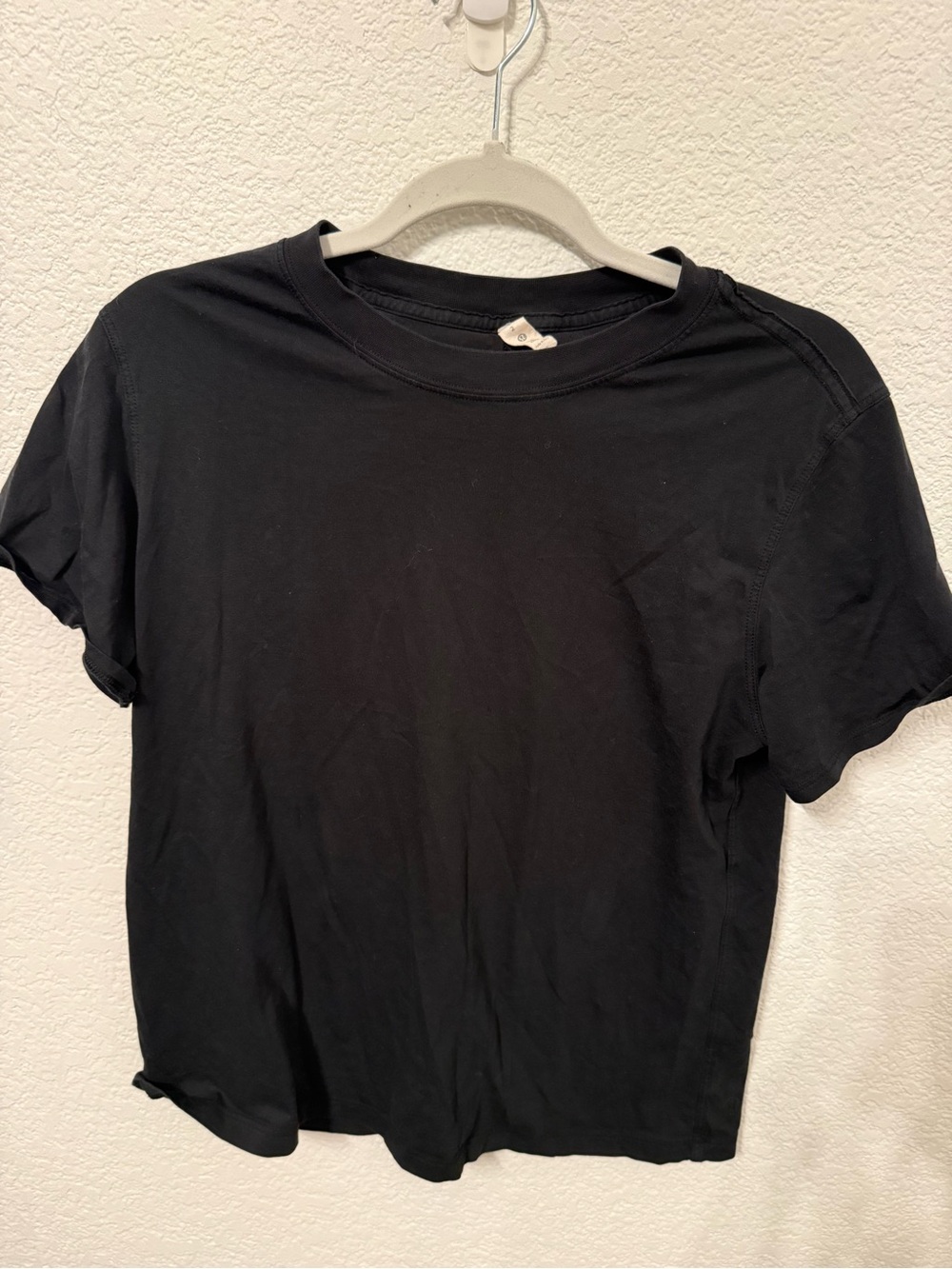 lululemon Women’s 2 Black Pima Cotton Crew Neck T-Shirt Short Sleeve